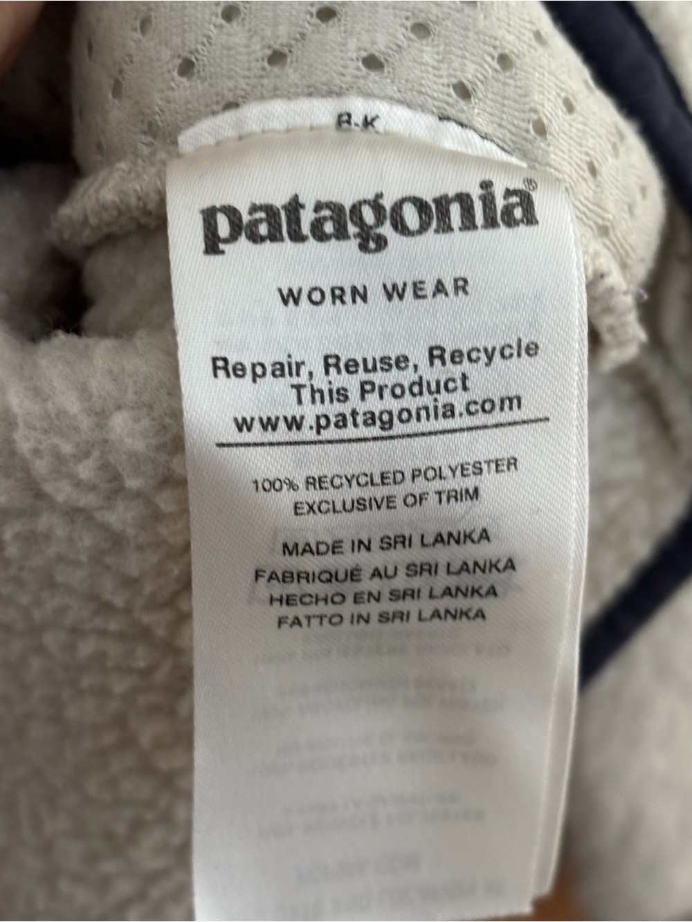 Patagonia Off-White Sherpa Zip Jacket with Logo Patch. 1/2 zip. Women’s medium. - Picture 4 of 5
